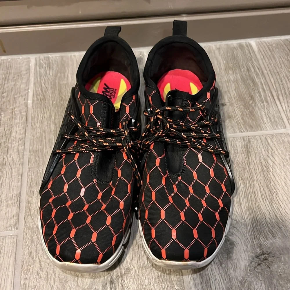 Sketcher Goga Max gym shoes women size 38 Black pink Preowned